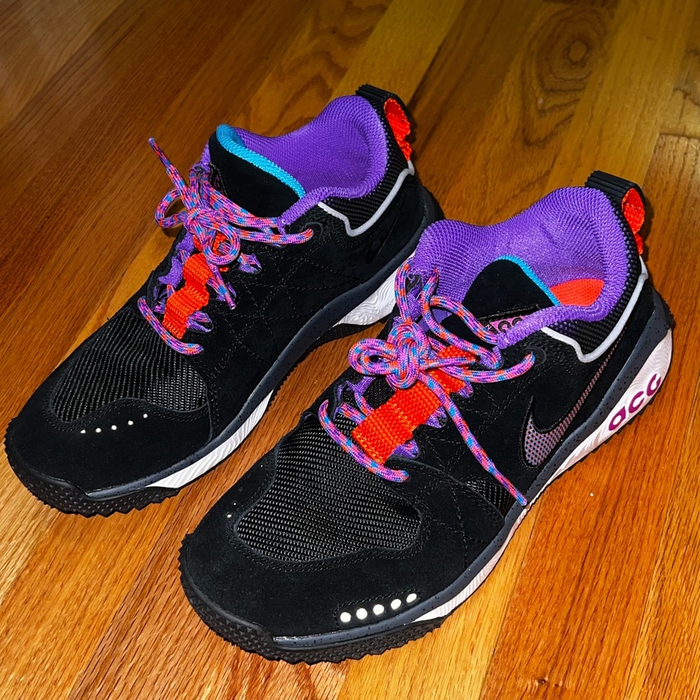 Nike ACG Dog Mountain Low Hiking Sneaker | US M6.5/W8/UK 6/EUR 39